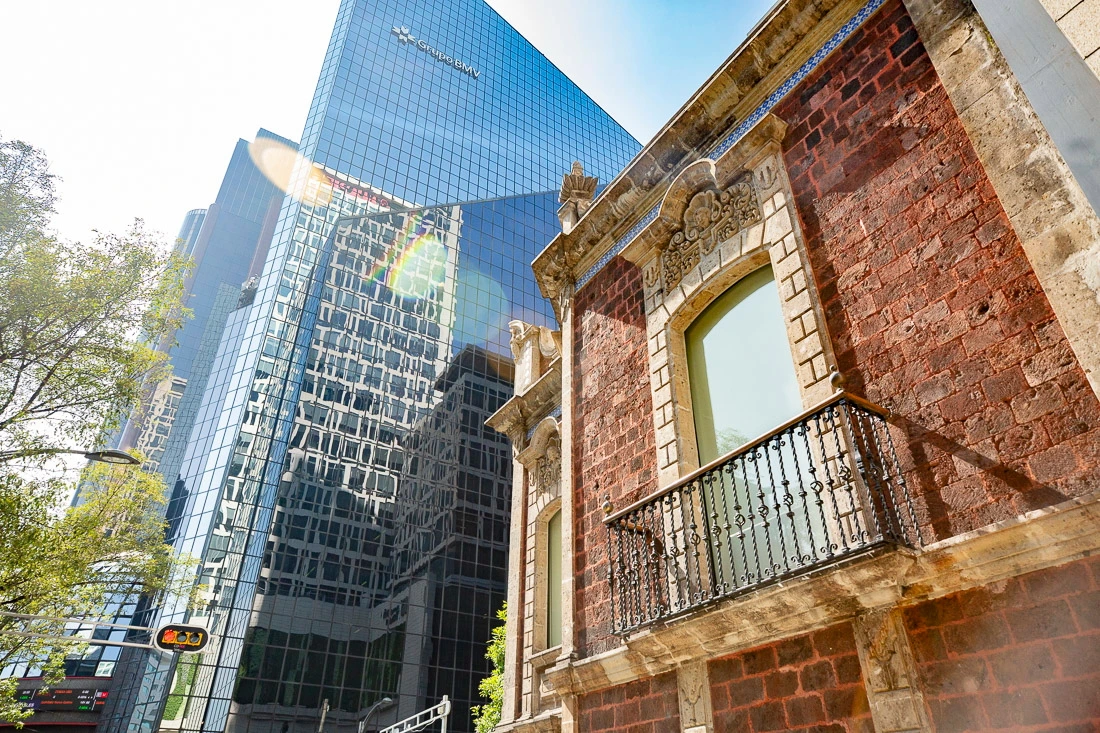 MAPA DE CIUDAD DE MÉXICO FÁCIL 2026 6 Avenida Reforma, Colonia Juárez, Ciudad de México. Foto por © Kiko Kairuz 2024.