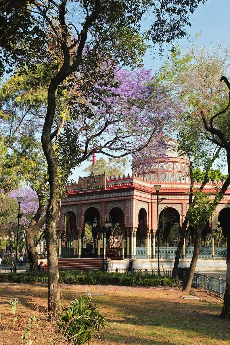 MAPA DE CIUDAD DE MÉXICO FÁCIL 2026 56 Santa María La Ribera Ciudad de México CDMX. Fotografía por © Kiko Kairuz 2024.