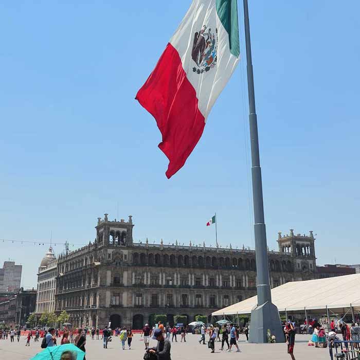 zocalo plaza de la consititucion centro historico mapa de ciudad de mexico ©kikokairuz